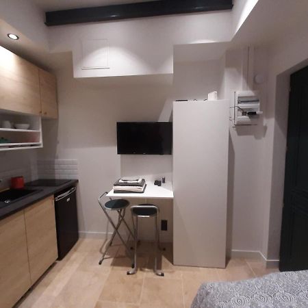 Ferienwohnung La Studette Du Theatre Boulogne-Billancourt Exterior foto