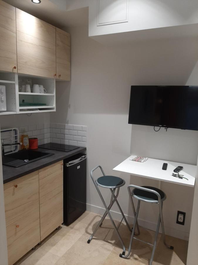 Ferienwohnung La Studette Du Theatre Boulogne-Billancourt Exterior foto